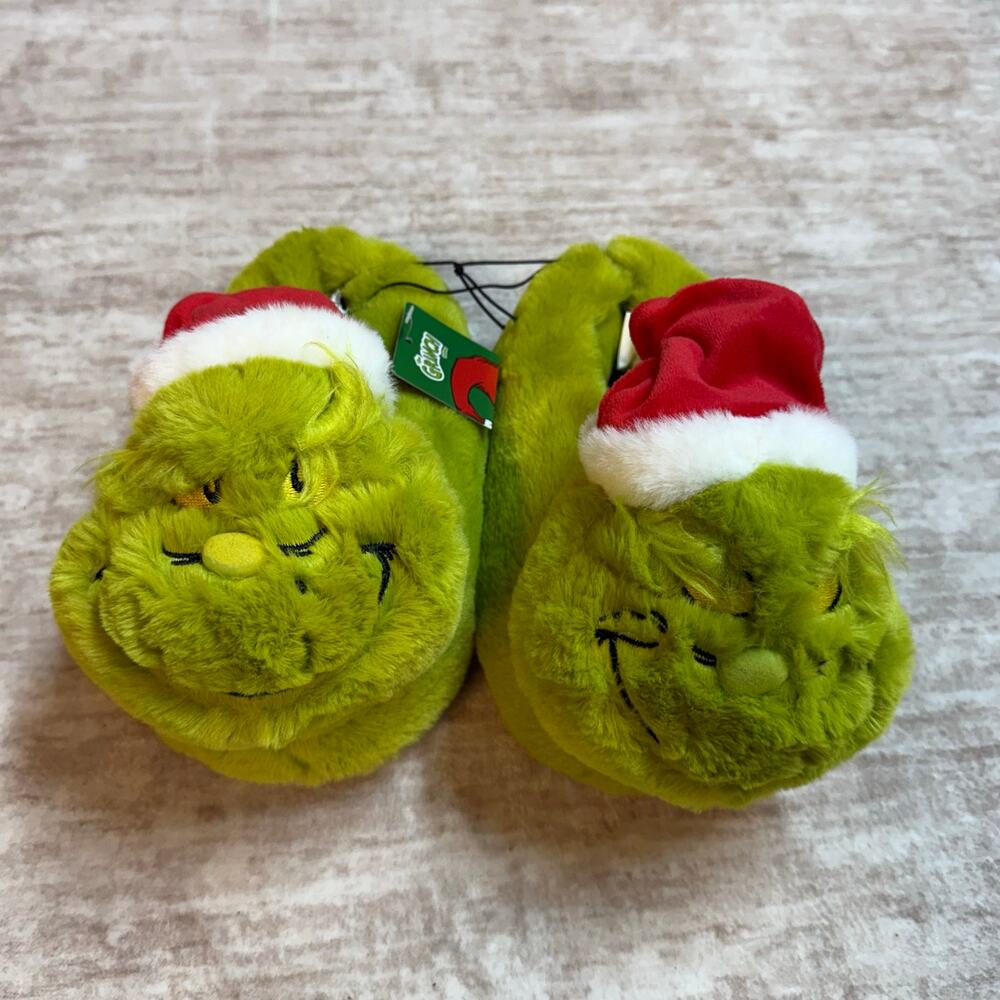 The Grinch Kids Medium 11 12 Slippers Christmas Holiday Santa Hat Dr. Seuss New